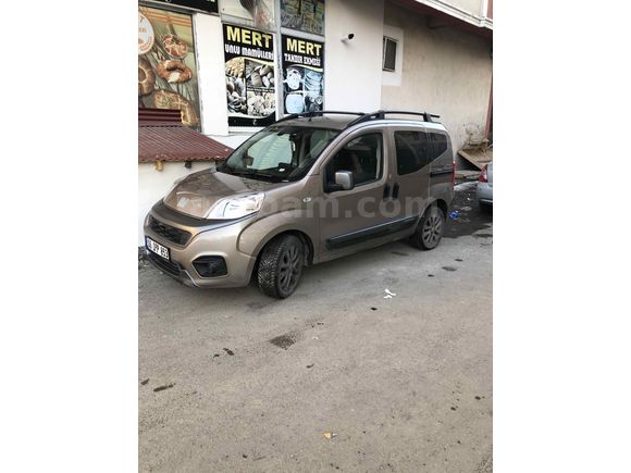 Sahibinden Fiat Fiorino Combi 1.3 Multijet 100. Yıl Özel Seri 2023 Model 