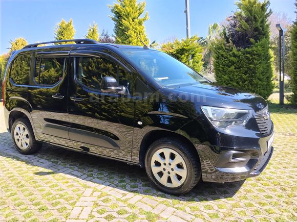 Sahibinden Opel Combo 1.5 CDTI Edition 2022 Model  79000 km Siyah