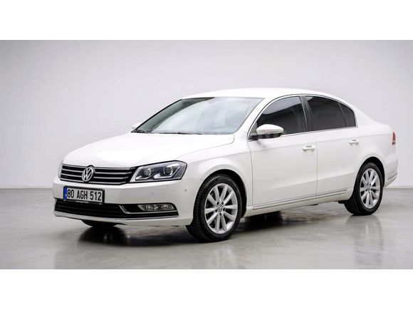 Sahibinden Volkswagen Passat 1.4 TSi Highline 2011 Model  190.000 km Beyaz