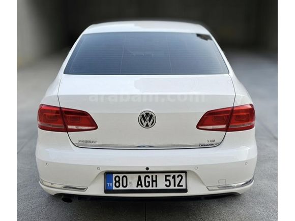 Sahibinden Volkswagen Passat 1.4 TSi Highline 2011 Model  190.000 km Beyaz