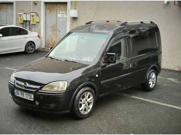 KLİMALI YENİ  MAYNELİ ÇİFT SÜRGÜ TEK BAGAJ KAPAKLI CELİK JANTLI OPEL KONBO