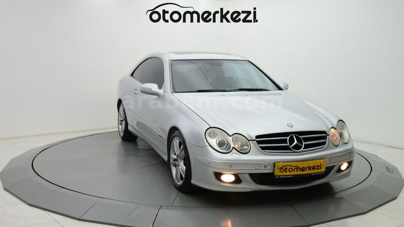 Galeriden Mercedes - Benz CLK 200 Kompressor Avantgarde 2006 Model Kırşehir 420.500 km Gri (Gümüş)