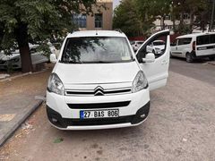 Sahibinden Citroen Berlingo 1.6 HDi Combi X 2015 Model  225.000 km Beyaz