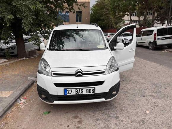Sahibinden Citroen Berlingo 1.6 HDi Combi X 2015 Model  225.000 km Beyaz