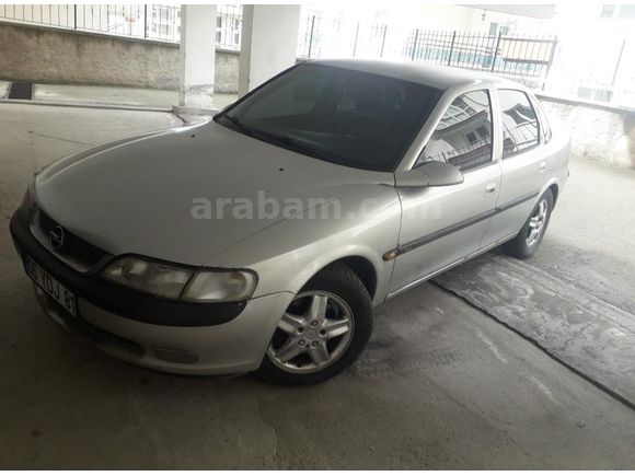 Sahibinden Opel Vectra 2.0 CD 1996 Model