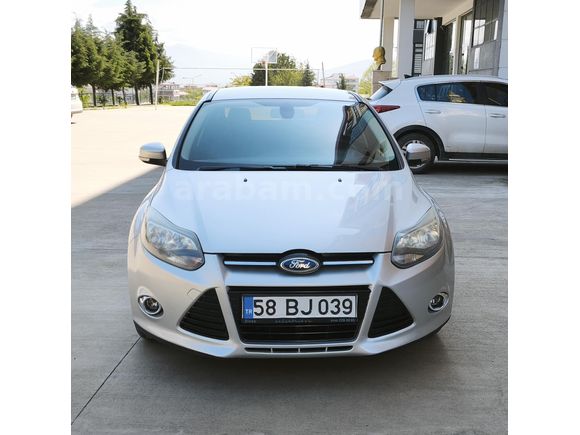 Ford Focus 1.6 TDCi Titanium 2013 Model