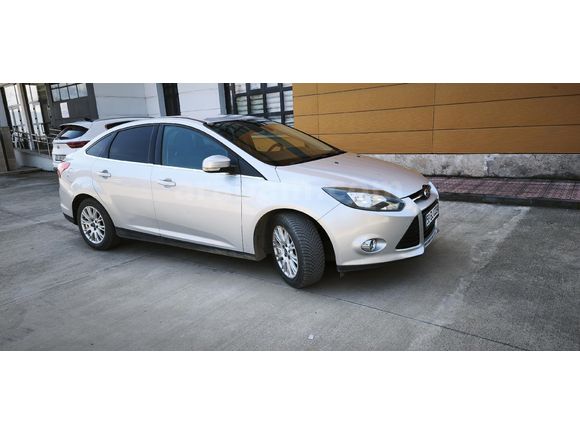 Ford Focus 1.6 TDCi Titanium 2013 Model