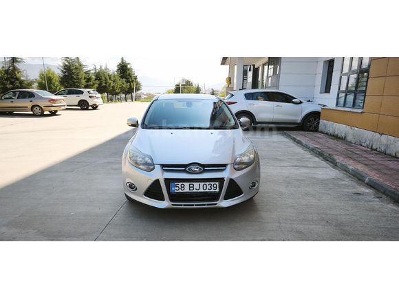 Ford Focus 1.6 TDCi Titanium 2013 Model
