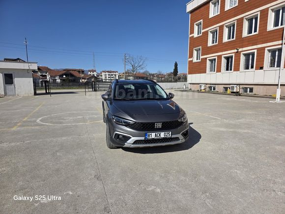 ÖĞRETMENDEN Gısgıcırr Fiat Egea Cross 1.6 Multijet Urban 2024 Model