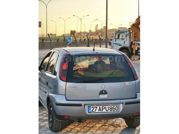 Sahibinden Opel Corsa 1.2 Twinport Essentia 2005 Model