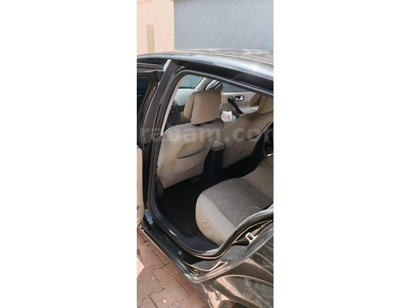 Sahibinden Renault Megane 1.5 dCi Expression 2007 Model  300.000 km Siyah