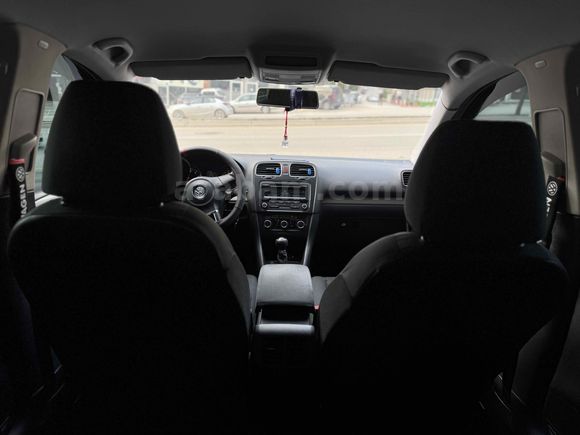 Sahibinden Volkswagen Golf 1.6 Trendline 2011 Model  198.000 km Füme
