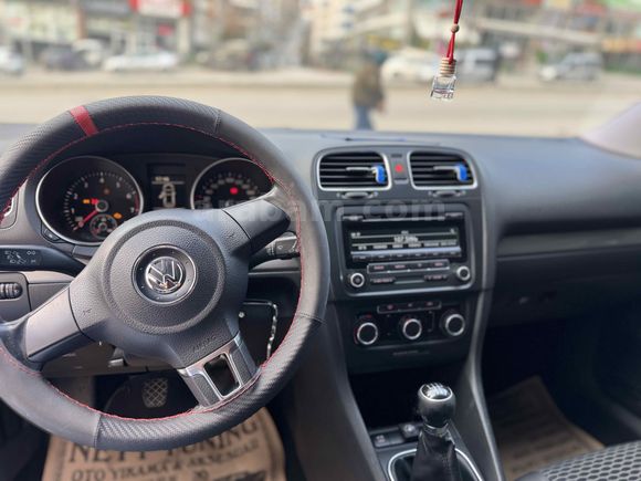 Sahibinden Volkswagen Golf 1.6 Trendline 2011 Model  198.000 km Füme