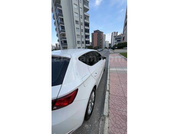 Sahibinden Seat Leon 1.6 TDI Dizel 2015 Model Değişensiz 