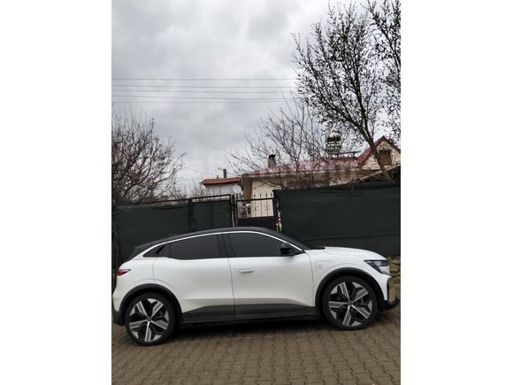 Sahibinden Renault Megane E-Tech Iconic 2024 Model