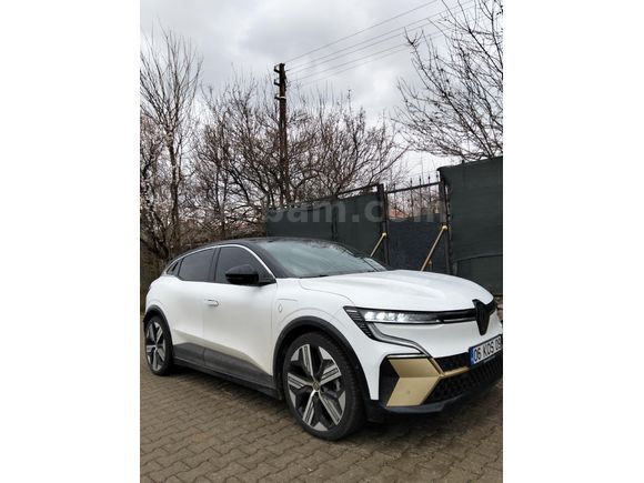 Sahibinden Renault Megane E-Tech Iconic 2024 Model