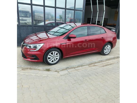 ?? TEMİZ / BAKIMLI / EMSALSİZ DİRİLİKTE 2022 Renault Megane 4 1.3 TCe JOY PLUS ??