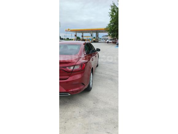 ?? TEMİZ / BAKIMLI / EMSALSİZ DİRİLİKTE 2022 Renault Megane 4 1.3 TCe JOY PLUS ??