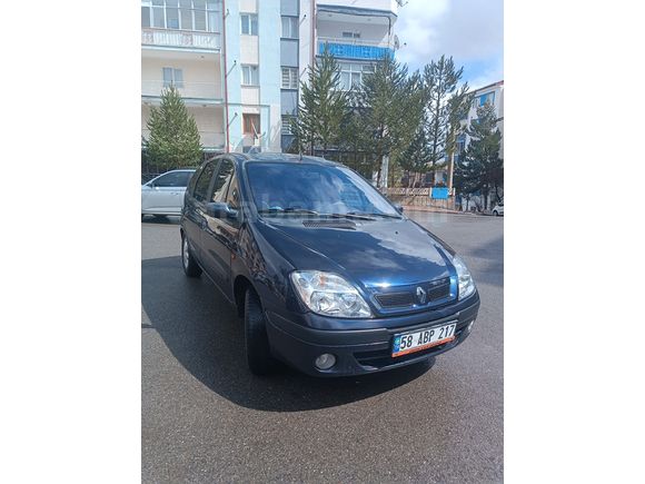 Sahibinden Renault Scenic 1.6 RXT 2001 Model DÜŞÜK KM