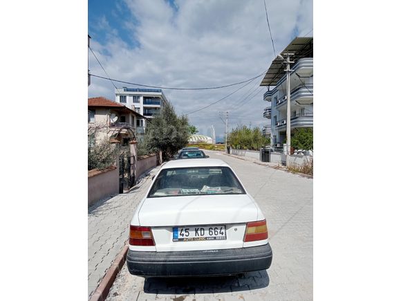 Sahibinden Hyundai Excel 1.5 LS 1994 Model  265.000 km Beyaz
