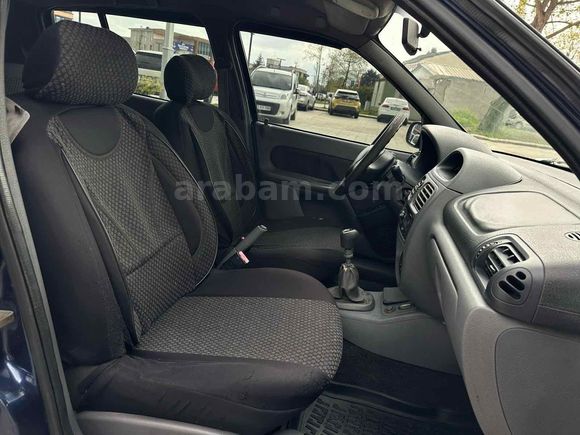Sahibinden Renault Clio 1.4 RT 2000 Model 