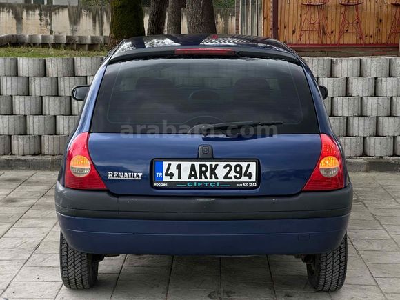 Sahibinden Renault Clio 1.4 RT 2000 Model 