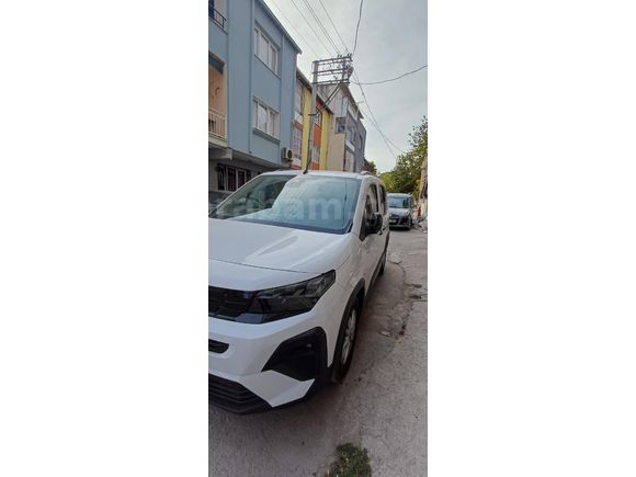 Sahibinden Peugeot Rifter 1.5 BlueHDI Allure 2025 Model