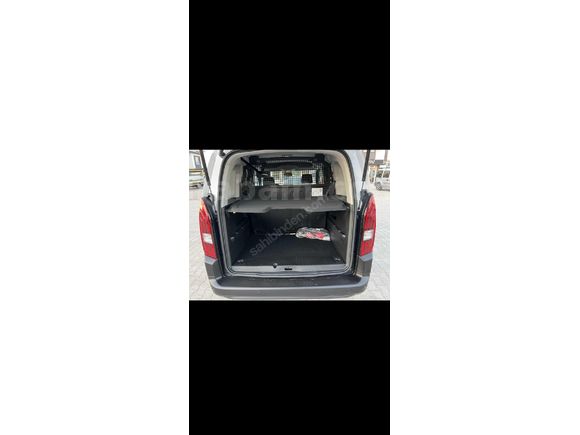Sahibinden Peugeot Rifter 1.5 BlueHDI Allure 2025 Model