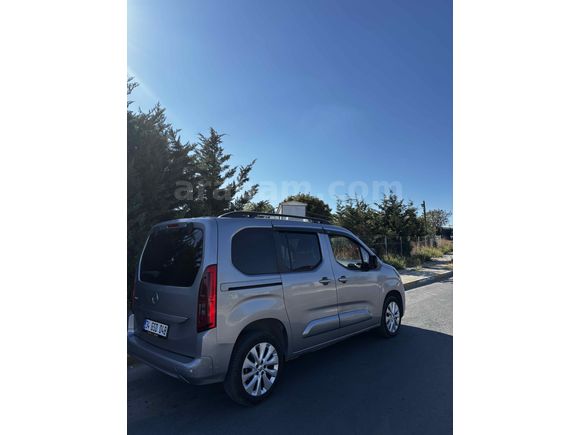 Sahibinden Opel Combo 1.5 CDTI Elegance 2023 Model 