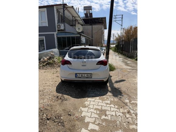 Sahibinden Opel Astra 1.3 CDTI Sport 2012 Model 