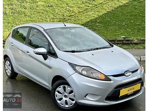 OTOMATİK VİTES 165.OOO KM'DE 2009 FORD FİESTA 1.4 BENZİN 96 HP