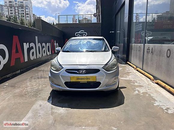 ARABACI OTODAN 2014 OTOMATİK ACCENT BLUE 200 BİN PEŞİNATLA