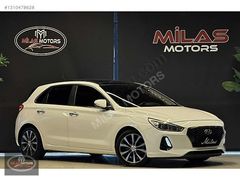 MİLAS MOTORS- İ 30 ELİTE CAM TAVAN OTOMATİK GERİ GÖRÜŞ MAKYAJLI