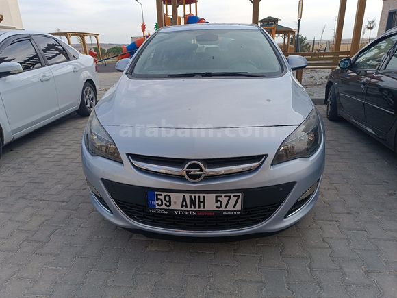 Sahibinden Opel Astra 1.4 T Sport 2014 Model  160.000 km Gri (Gümüş)