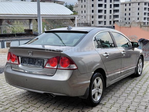 2009 model tam otomatik üçüncü sahibinden