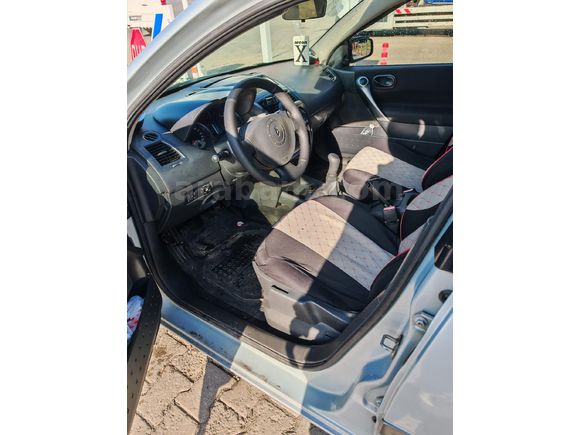 Sahibinden Renault Megane 1.6 Authentique 2004 Model Muş