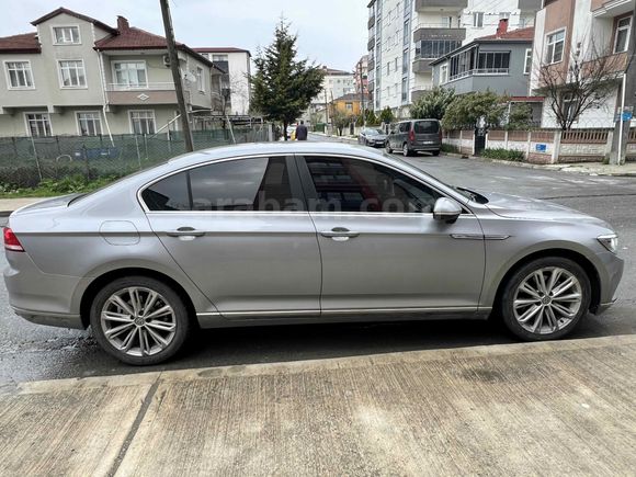 Sahibinden Volkswagen Passat 1.6 TDi BlueMotion Trendline 2017 Model  230.000 km Gri (Gümüş)