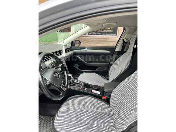 Sahibinden Volkswagen Passat 1.6 TDi BlueMotion Trendline 2017 Model  230.000 km Gri (Gümüş)