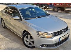 Sahibinden Volkswagen Jetta 1.6 TDi Trendline 2012 Model  270.000 km Gri (Gümüş)
