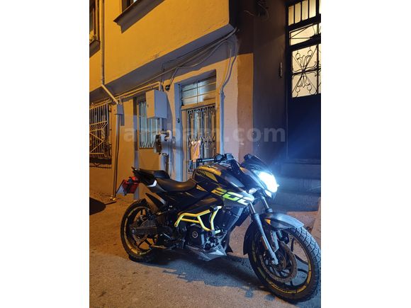 Sahibinden Bajaj Pulsar 200 NS ABS