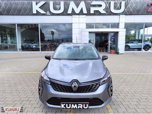 KUMRU OTOMOTİV'DEN 2025 CLİO 1.0 TCE 90HP EVOLUTİON X-TRONİC GSR
