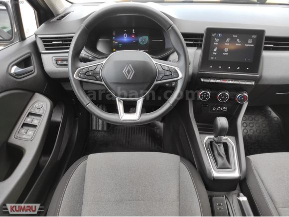 KUMRU OTOMOTİV'DEN 2025 CLİO 1.0 TCE 90HP EVOLUTİON X-TRONİC GSR
