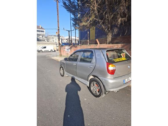 Sahibinden temiz 2006 model Palio Gri