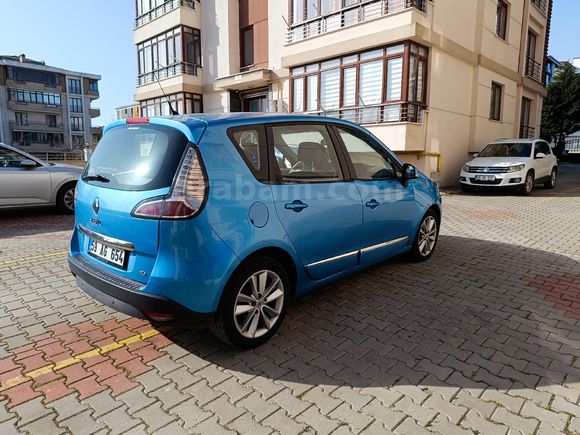 Sahibinden Renault Scenic 1.5 dCi Privilege 2012 Model