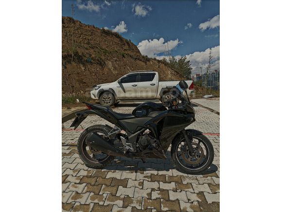 Sahibinden Honda CBR 250 R