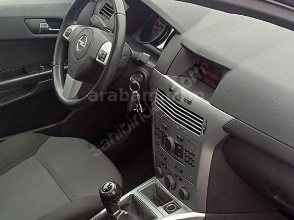 "BOYASIZ 2013 1.6 115HP 103.000KM EMSALSİZ
