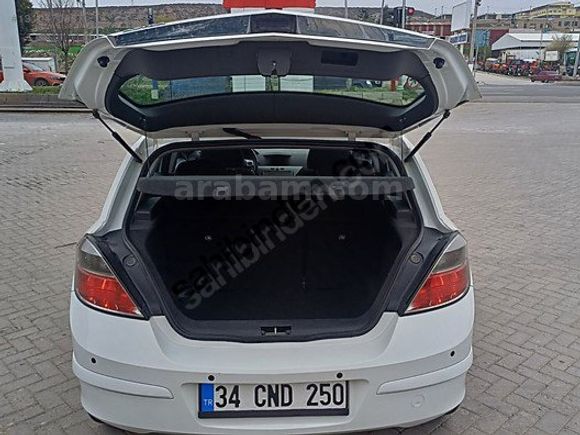 "BOYASIZ 2013 1.6 115HP 103.000KM EMSALSİZ