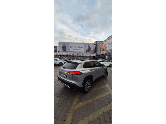Sahibinden Toyota Corolla Cross 1.8 Hybrid Passion X-Pack 2025 Model 