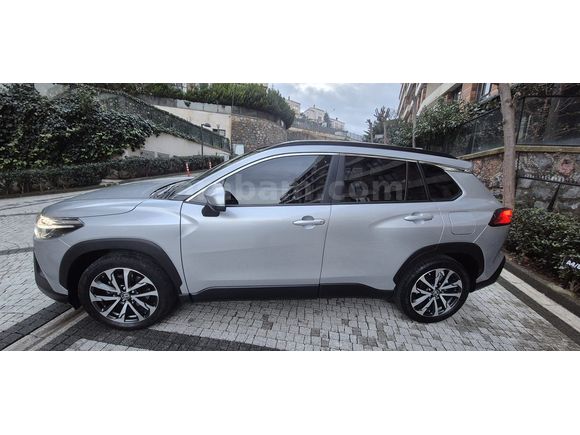 Sahibinden Toyota Corolla Cross 1.8 Hybrid Passion X-Pack 2025 Model 