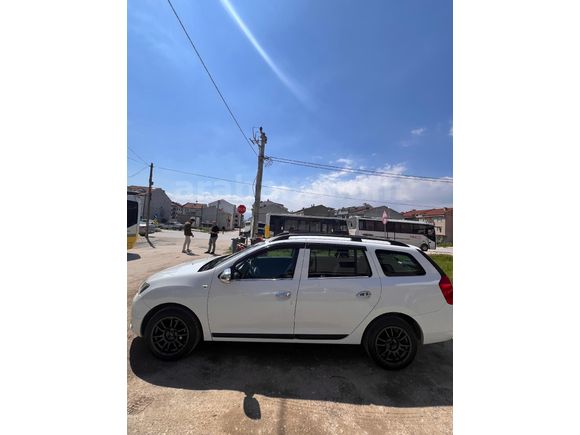 Sahibinden Dacia Logan 1.5 dCi MCV Ambiance 2015 Model